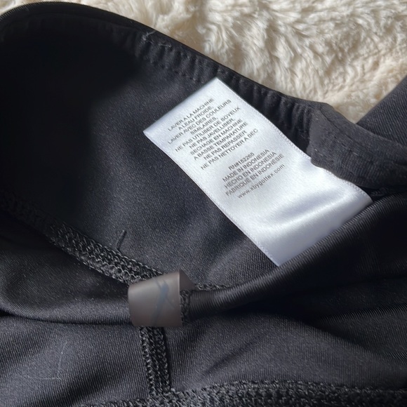 NWOT Gottex Black Fitted Athletic leggings W Printed Insert /MeshOn Lower Legs M - Picture 5 of 7